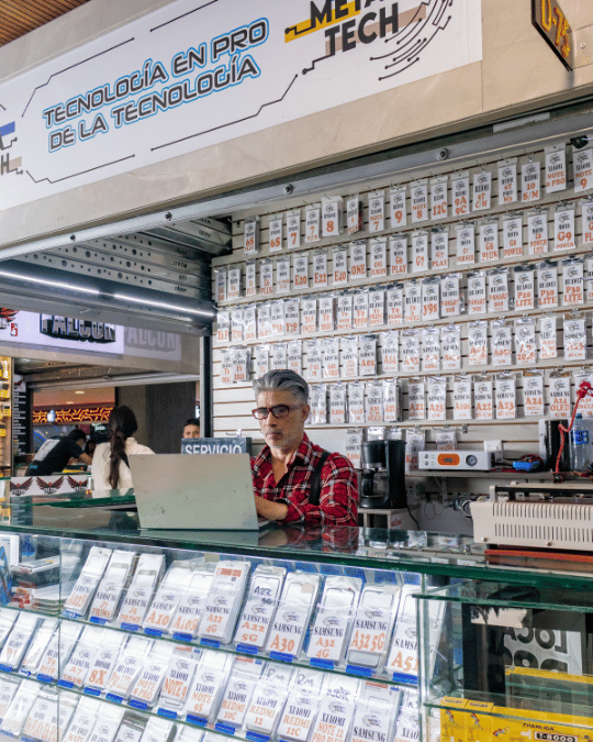 META TECH - Centro Comercial